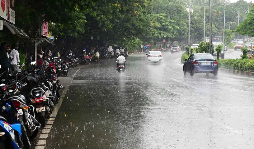 Monsoon showers bring relief from summer heat in Hyderabad