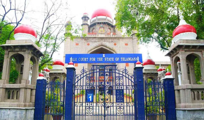 Telangana High Court directs HYDRAA to remove signboard from private plot within 24 hours