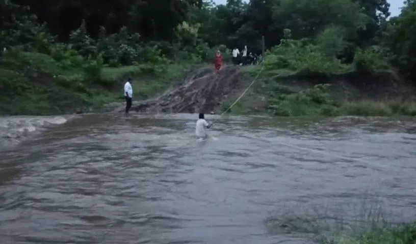 NCST intervention fails to bring bridge for Sangareddy tribal village