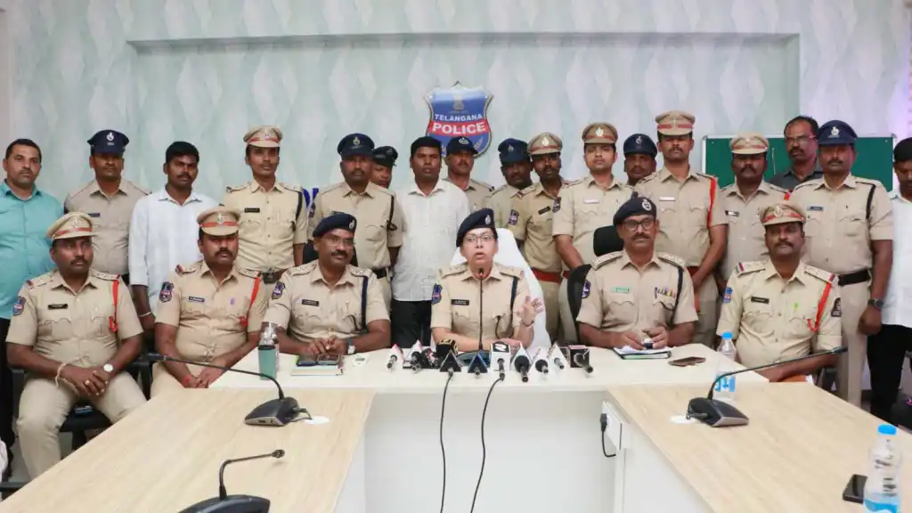She gave police clues about her neighbour’s murder.
