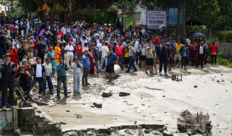 Naidu orders evacuation of Andhra residents stranded in flood-hit Nepal