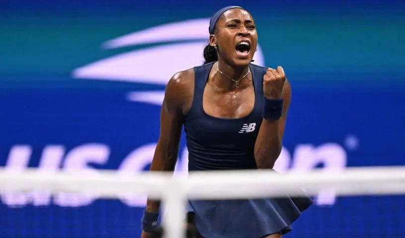 Coco Gauff, Mirra Andreeva advance to second round